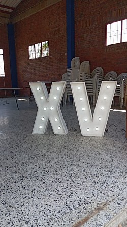 Letras con iluminación